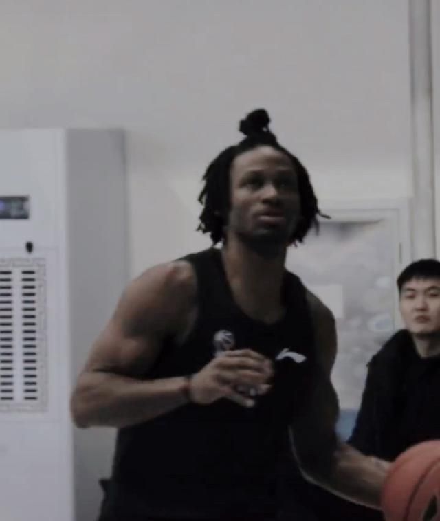 亚洲v在线